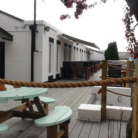 The Star Inn Bed And Breakfast Only Yo16 4Qf 브리들링턴 외부 사진